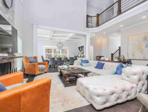 Large new luxury home with heated pool and spa